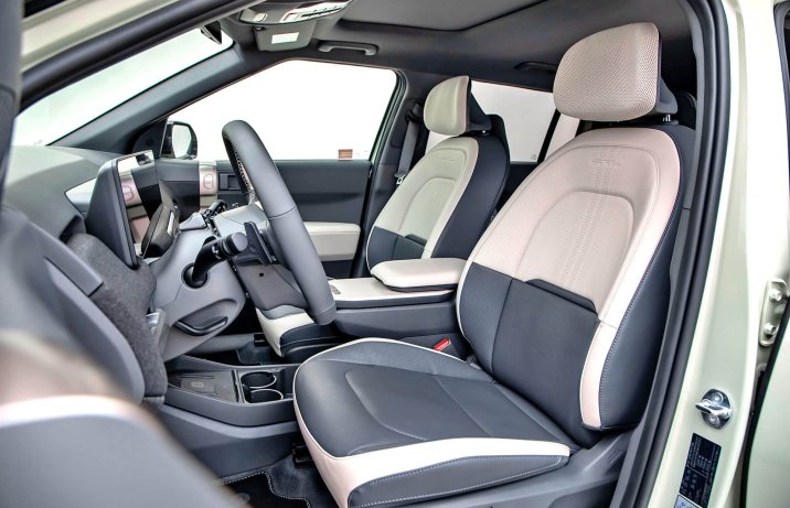 Kia EV3 81,4 kWh GT Line – fotele