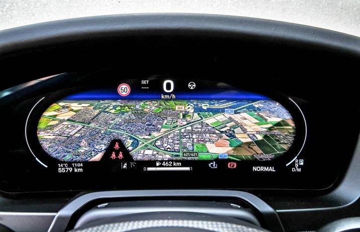 Porsche 911 Carrera 4 GTS – wskaźniki w trybie wyświetlania mapy