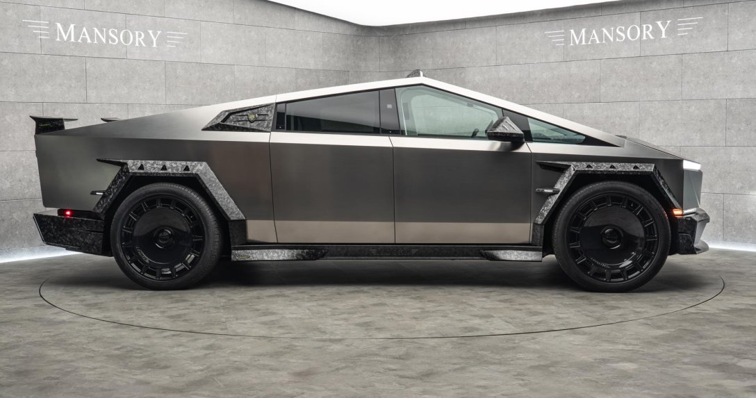 Tesla Cybertruck Mansory Elongation bok