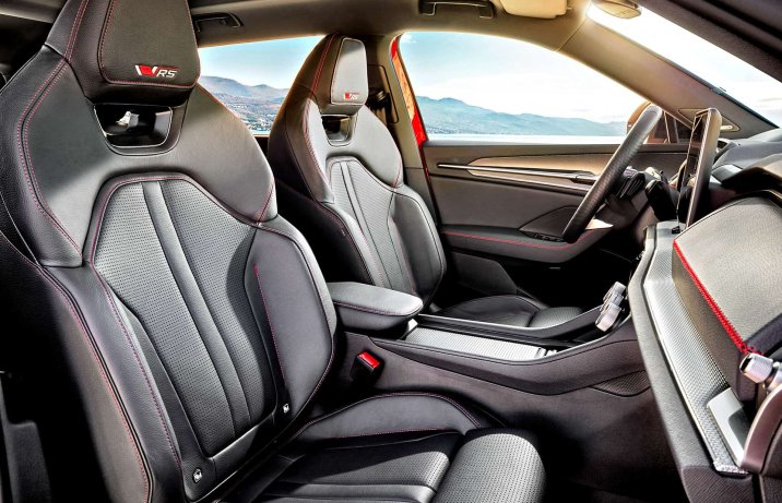Skoda Kodiaq II  RS 2025 – wnętrze, fotele