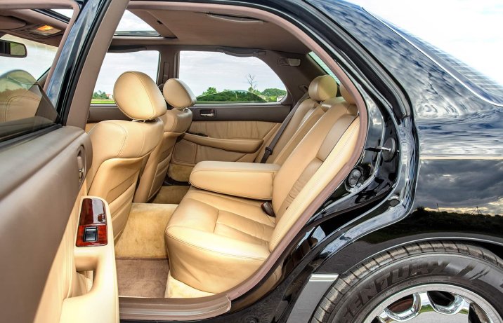 Lexus LS400 (UCF10/11) – wnętrze, kanapa