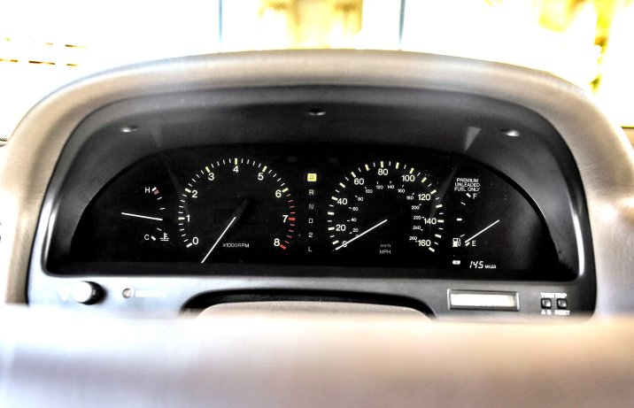 Lexus LS400 (UCF10/11) – wnętrze, wskaźniki