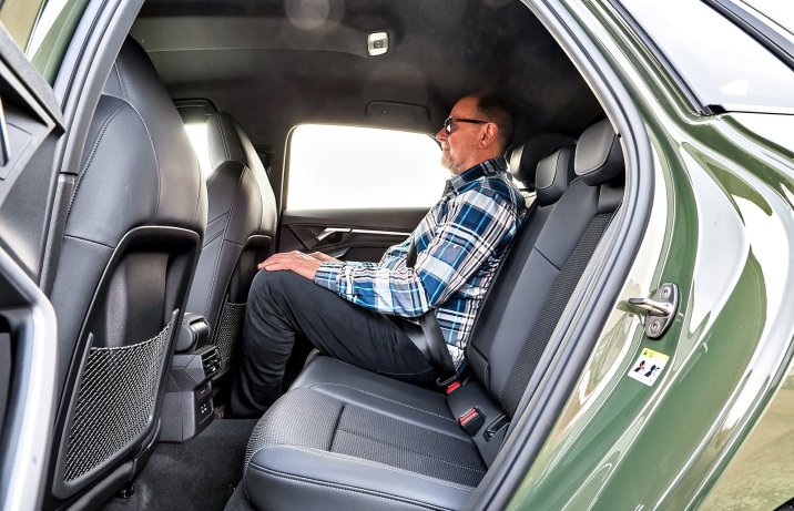 Audi A3 35 TFSI S tronic (2025) - test / porównanie - fotele tył / kanapa