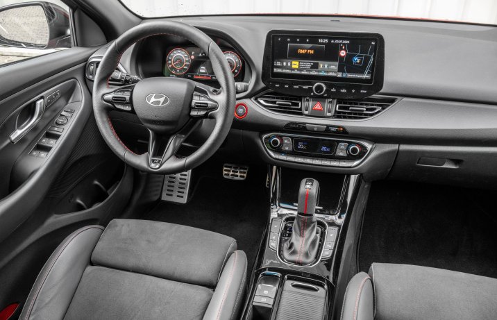 Hyundai i30 Wagon - kokpit