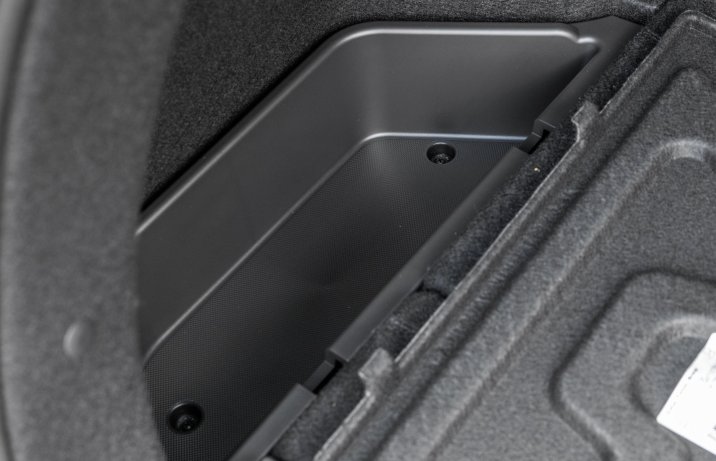 Hyundai i30 Wagon - schowki pod bagażnikiem