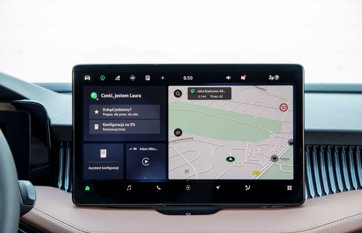 Skoda Superb - ekran