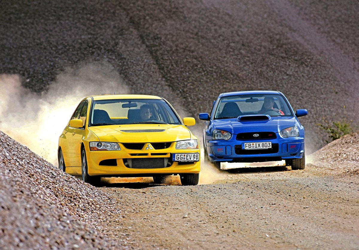 Mitsubishi Lancer Evo VIII i Subaru Impreza WRX STi – mistrzowie zakrętów. Uwielbiani i wciąż w formie