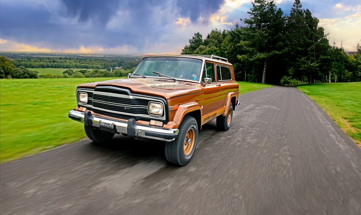 AMC Jeep Cherokee Chief Golden Eagle – siła, styl i legenda