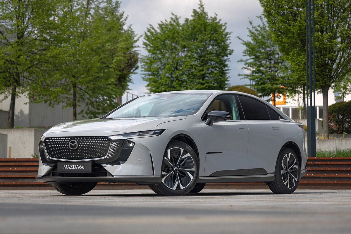 Nowa Mazda 6 wjeżdża do Polski. Imponuje stylem i wyposażeniem