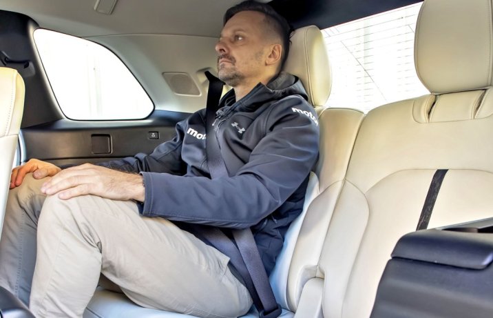 Mazda CX-80 2.5 e-Skyactiv PHEV (2025) - test - siedzenia w trzecim rzędzie