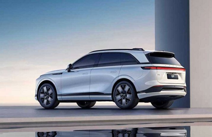 Xpeng G9