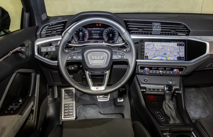 Audi Q3 - kokpit