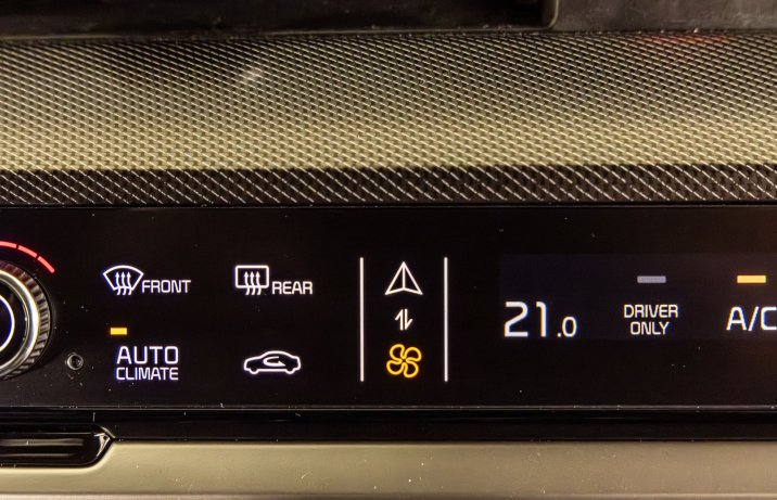 Kia Sportage - panel dotykowy