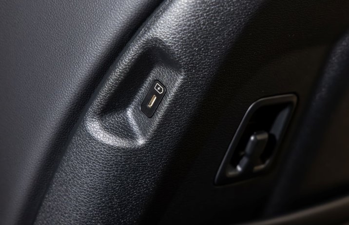 Kia Sportage - gniazdo USB