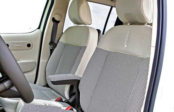 Hyundai Inster Smart 2025 – fotele z przodu