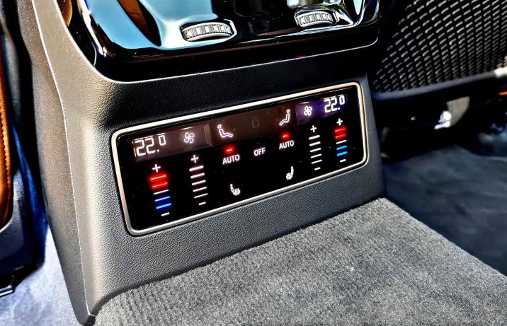 Audi A6 C9 Avant 2025 – panel klimatyzacji z tyłu