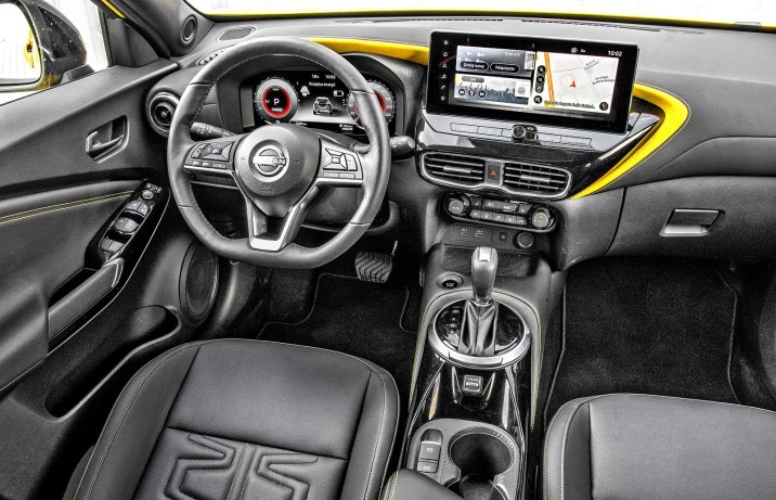 Nissan Juke 1.6 Hybrid AMT N-Sport (2025) – test – kokpit, deska rozdzielcza