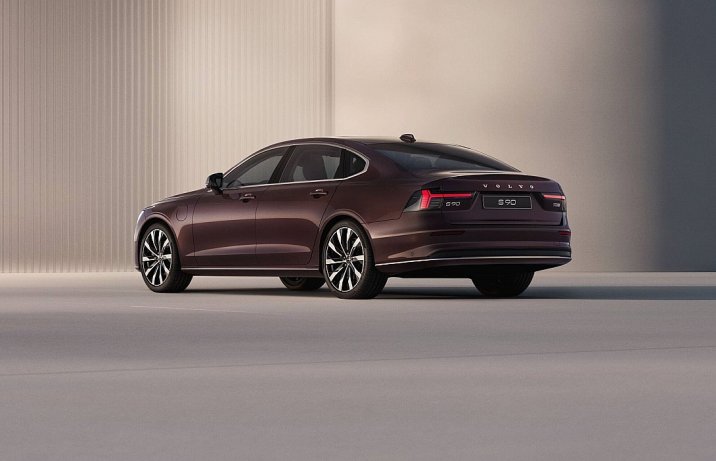 2026 Volvo S90