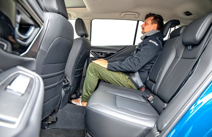 Subaru Outback 2.5i Platinum – kanapa