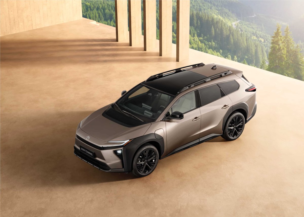 Oto zupełnie nowa Toyota dla rodzin. Ma do 380 KM i wielki bagażnik