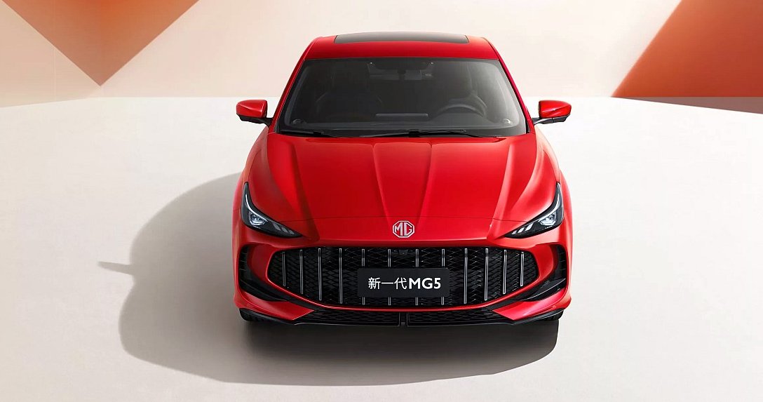 MG5 – przód