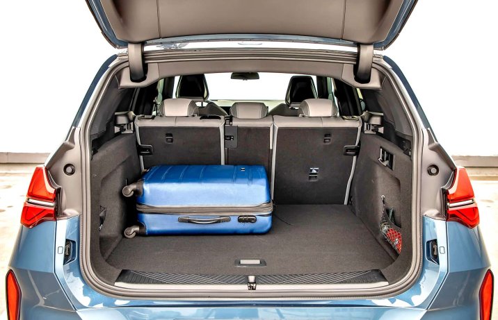 BMW X3 IV (G45) 20 xDrive – bagażnik