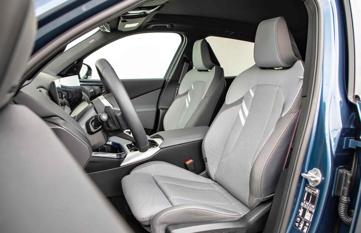 BMW X3 IV (G45) 20 xDrive – fotele