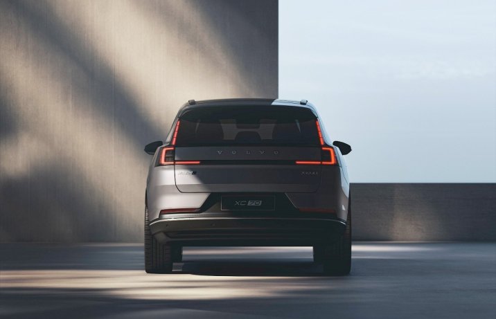 2026 Volvo XC70