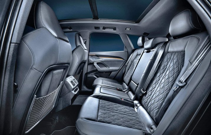 Audi Q5 III SUV 2025 – kanapa