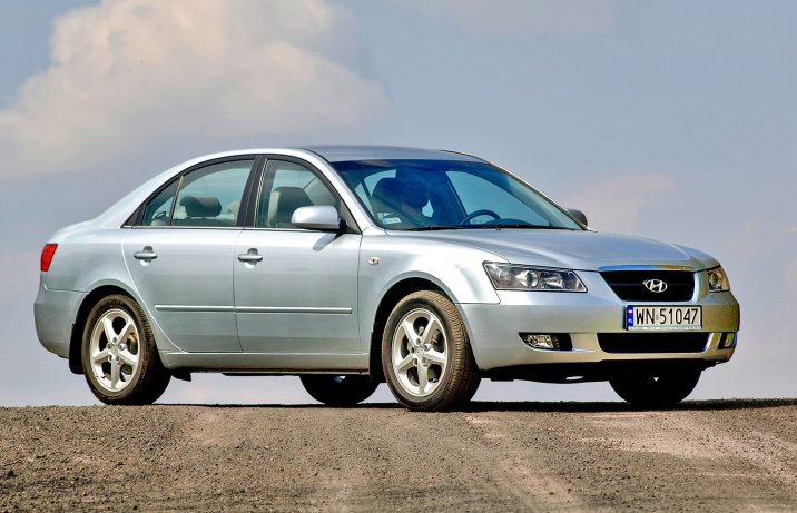 Hyundai Sonata – przód i bok