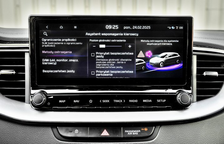 Kia Ceed Kombi 1.5 T-GDI 7DCT GT-Line (2025) - test - systemy wspomagające