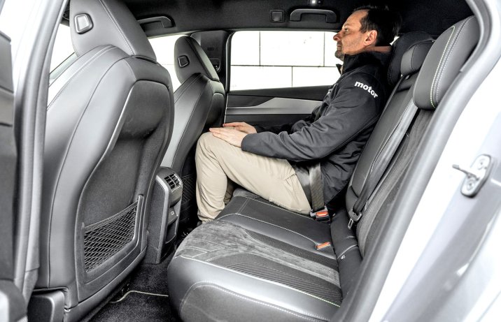 Peugeot 308 SW Plug-in Hybrid 180 EAT8 (2025) - test - kanapa