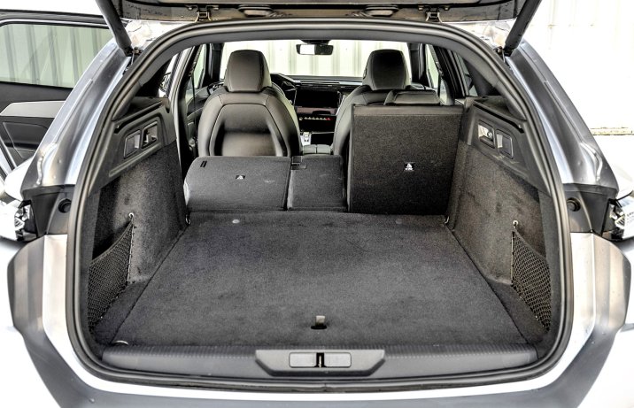Peugeot 308 SW Plug-in Hybrid 180 EAT8 (2025) - test - bagażnik