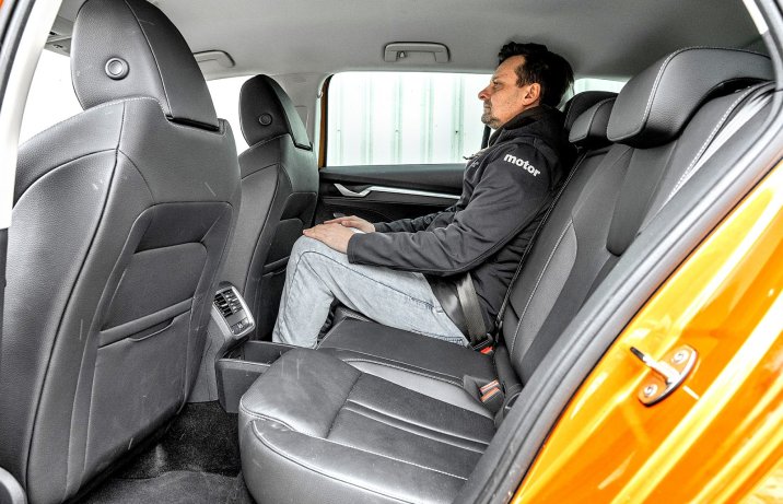 Skoda Octavia Combi 1.5 TSI mHEV DSG 150 (2025) - test -kanapa