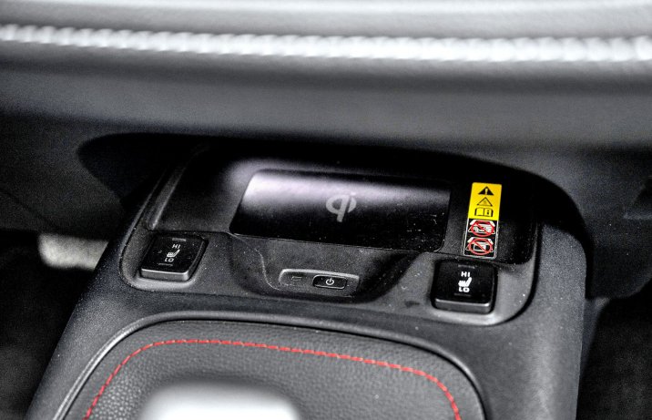 Toyota Corolla TS Kombi 2.0 Hybrid e-CVT (2025) - test - obsługa