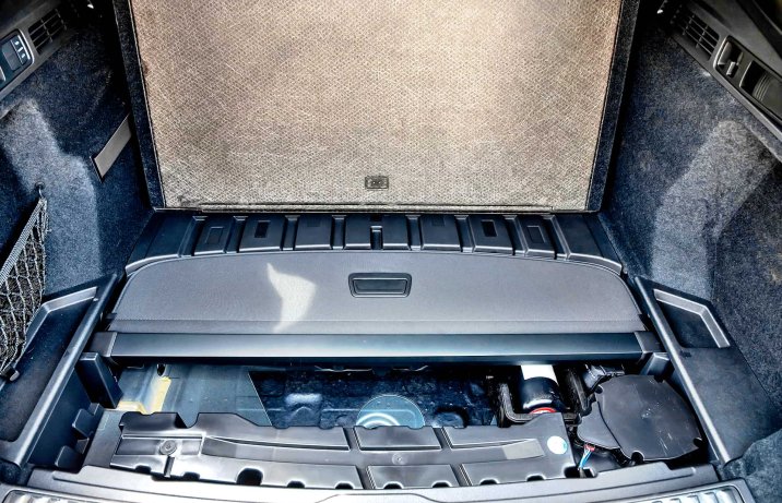 Audi Q5 III 2.0 TDI quattro S tronic – bagażnik, schowek pod podłogą