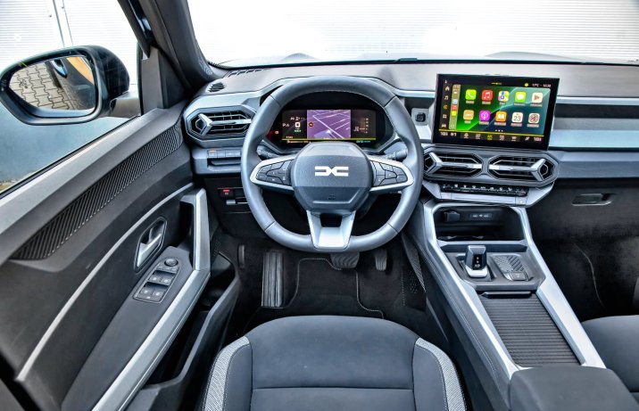 Dacia Bigster hybrid 155 Journey 2025 – deska rozdzielcza