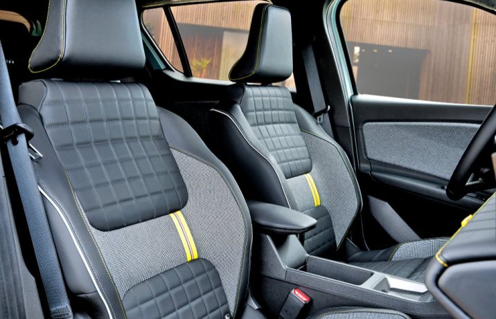 Renault 4 E-Tech electric 2025 – fotele