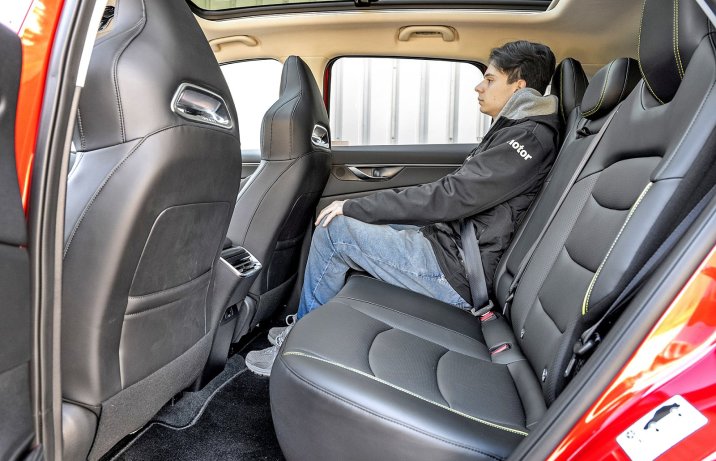 BAIC Beijing 5 1.5T – kanapa