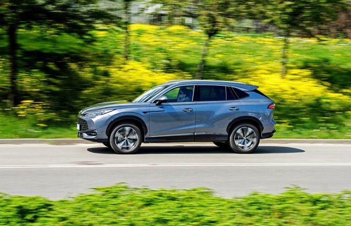 MG HS 1.5T AUT (2025) - test - bok