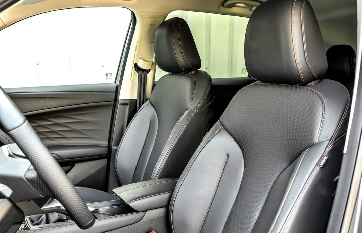 MG HS 1.5T AUT (2025) - test - fotele