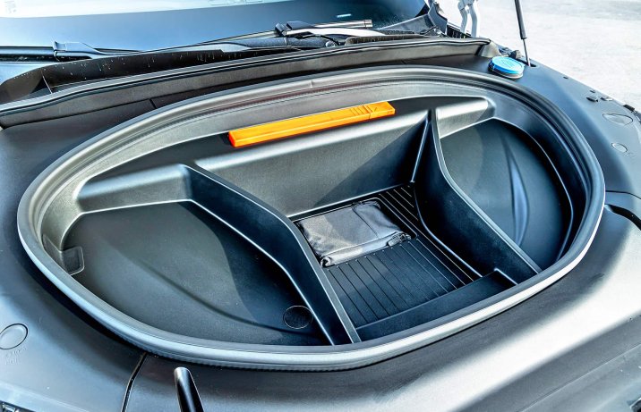 Volvo EX90 Twin Motor Performance Ultra 2025 – bagażnik, frunk