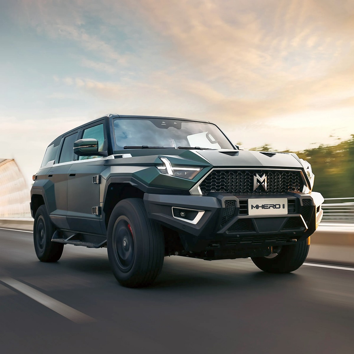 M-Hero_03