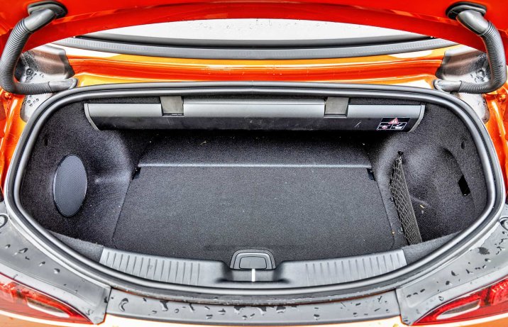 Mercedes-AMG SL 55 4MATIC+ – bagażmik