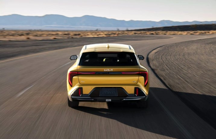 Kia K4