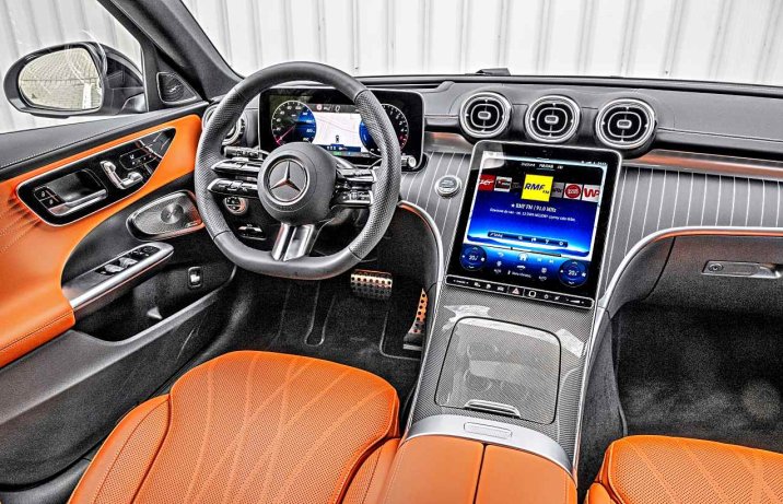 Mercedes C 300 de Kombi – deska rozdzielcza