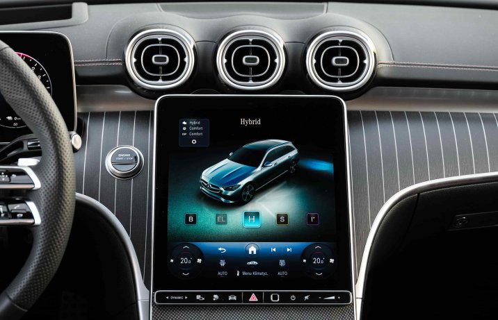 Mercedes C 300 de Kombi – ekran, tryby jazdy