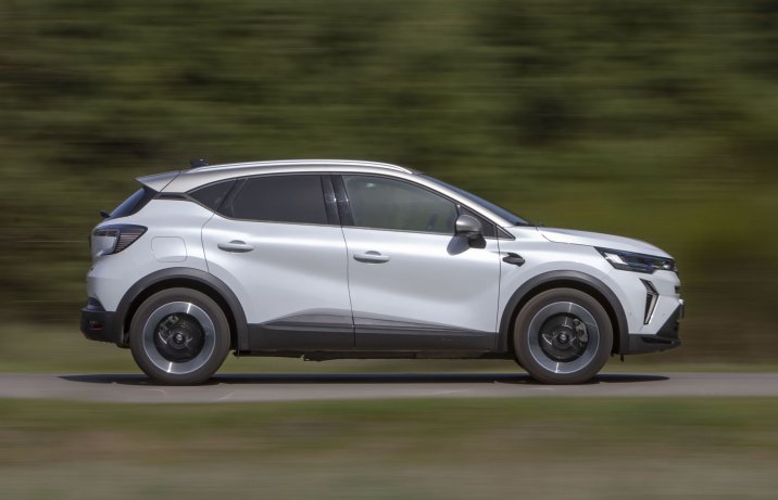 Renault Captur - bok