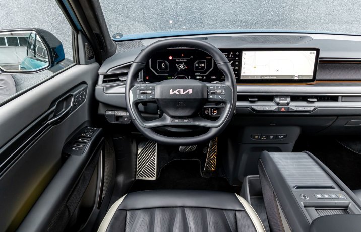 Kia EV9 - kokpit