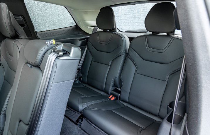 Volvo EX90 - trzeci rząd